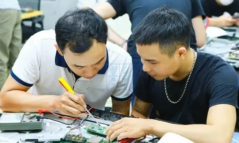 Trung học nghề: Từ “điểm dừng” thành “lộ trình mở”