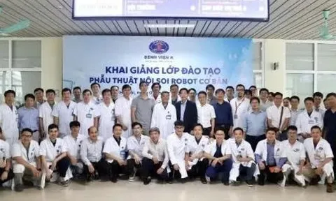 Đào tạo, nâng cao trình độ phẫu thuật nội soi robot trong điều trị ung thư