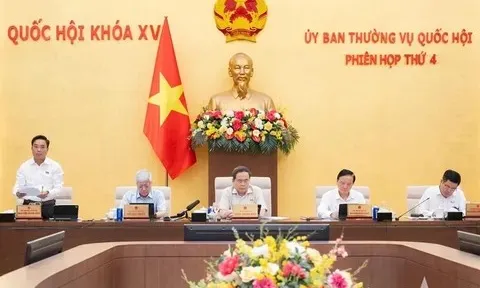 Đại tướng Phan Văn Giang trình dự án Luật Phòng, chống phổ biến vũ khí hủy diệt hàng loạt