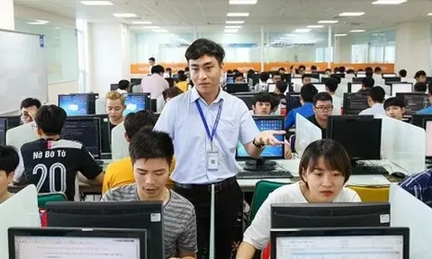 Chuẩn đầu ra đại học gắn với năng lực số, trí tuệ nhân tạo và yêu cầu nghề nghiệp