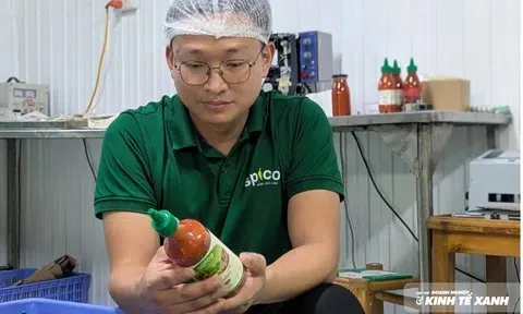 Từ món nợ cây gấc đến 47 lần thử tương ớt