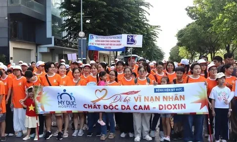 TP.HCM: Hàng ngàn người đi bộ đồng hành vì nạn nhân chất độc da cam