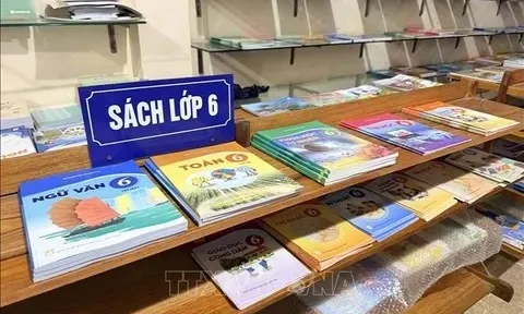 Bộ Giáo dục và Đào tạo nhận trách nhiệm vì để thiếu sách giáo khoa