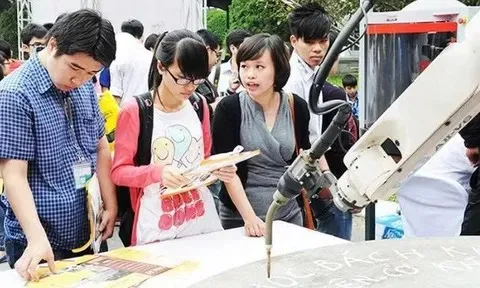 Công bố mức điểm xét hưởng chính sách học bổng Chính phủ năm tuyển sinh 2025 và 2026