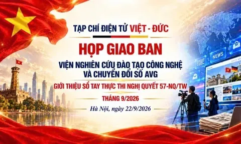 Tạp chí Điện tử Việt - Đức họp giao ban công tác tháng 9/2026 - Trao quyết định bổ nhiệm cán bộ