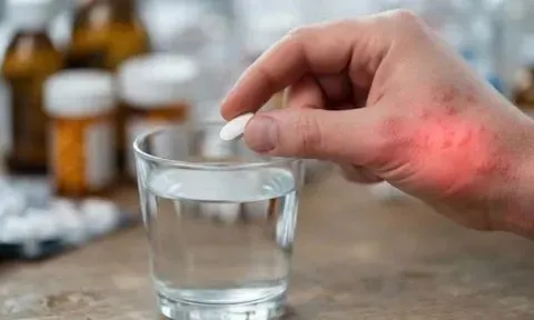 Tự dùng thuốc khi giao mùa, coi chừng dị ứng nặng