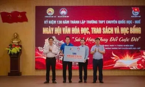 Thư viện số Việt Nam trao tặng Không gian tri thức số cho Thành đoàn Huế